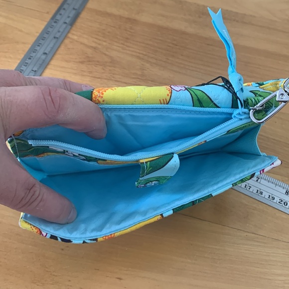 Vera Bradley RFID Protect Smartphone Wristlet Teal Yellow "Lemon Grove"  NEW - Picture 10 of 11